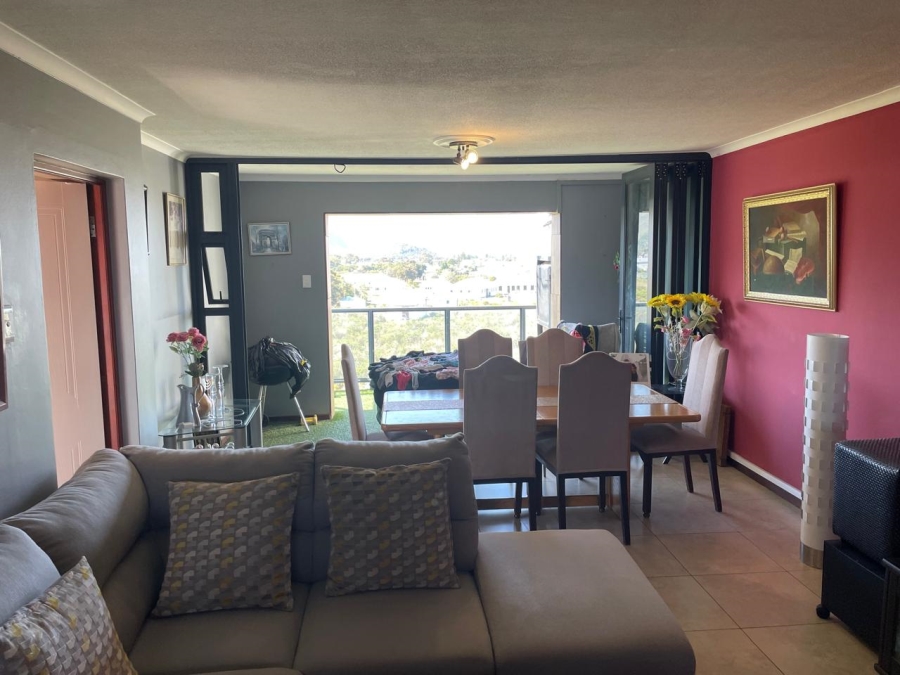 2 Bedroom Property for Sale in Westcliff Western Cape